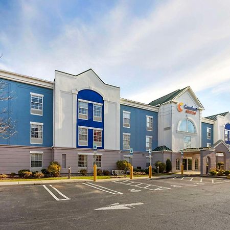 Comfort Suites East Brunswick - South River Extérieur photo