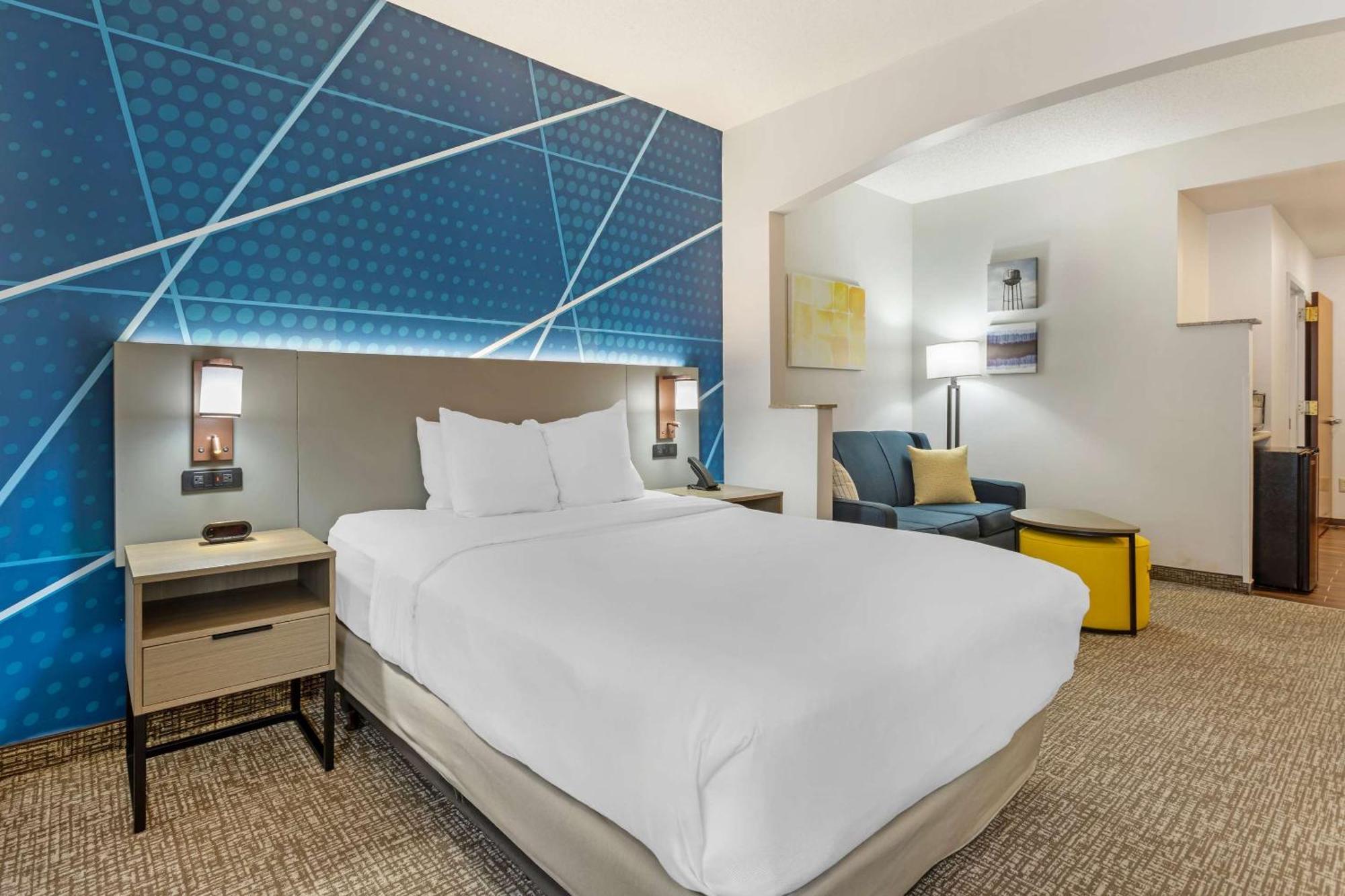 Comfort Suites East Brunswick - South River Extérieur photo