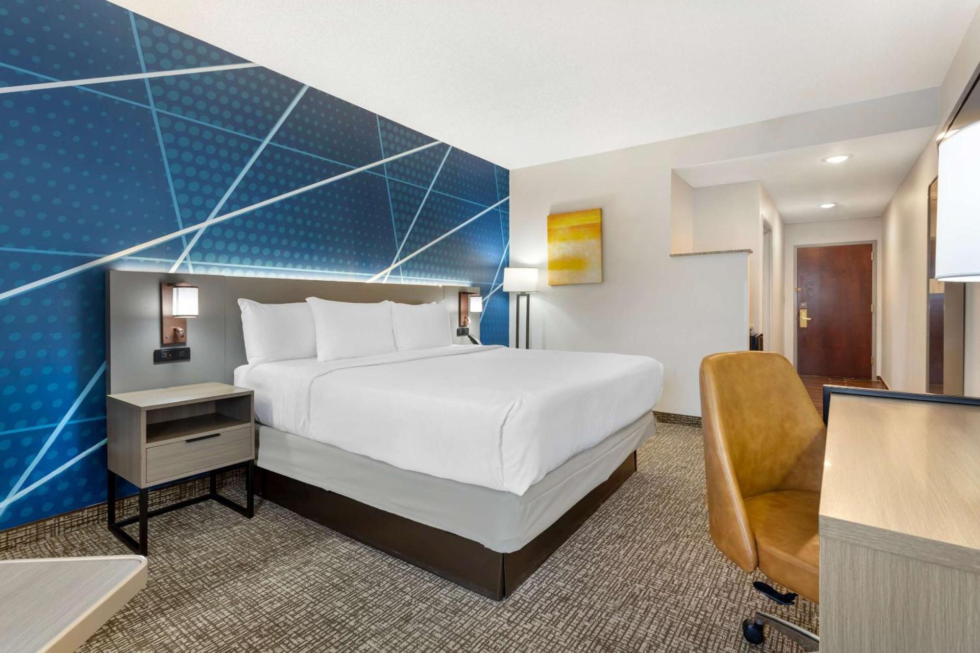 Comfort Suites East Brunswick - South River Extérieur photo