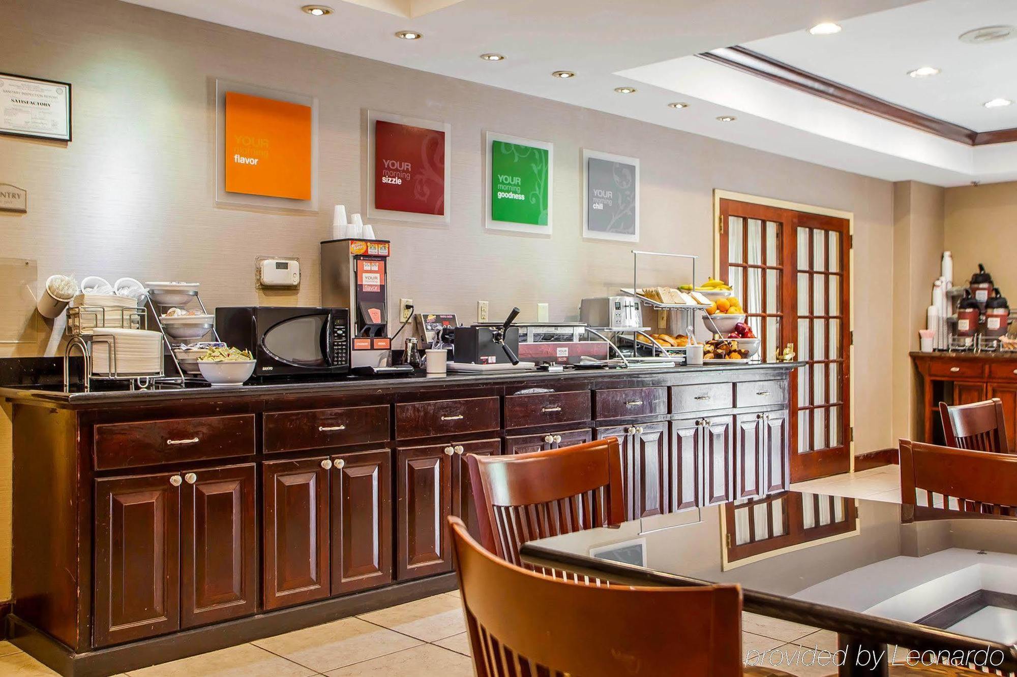 Comfort Suites East Brunswick - South River Extérieur photo